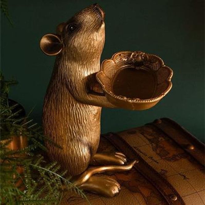 Hovedbilde Rudi the Rat med serveringsbrett